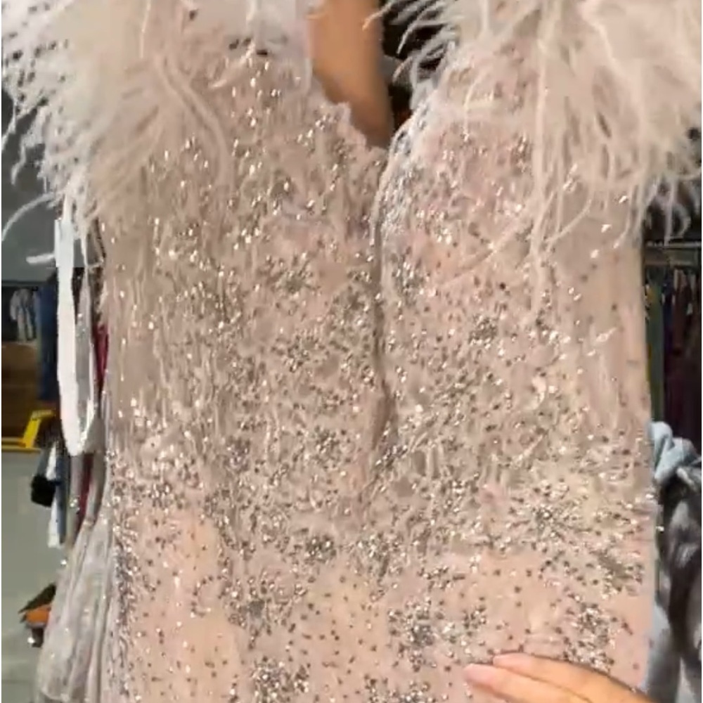 ✔️#86B BNWT MAC DUGGAL FEATHERED CRYSTAL EMBELLISHED SLEEVELESS GOWN … - Picture 10 of 12